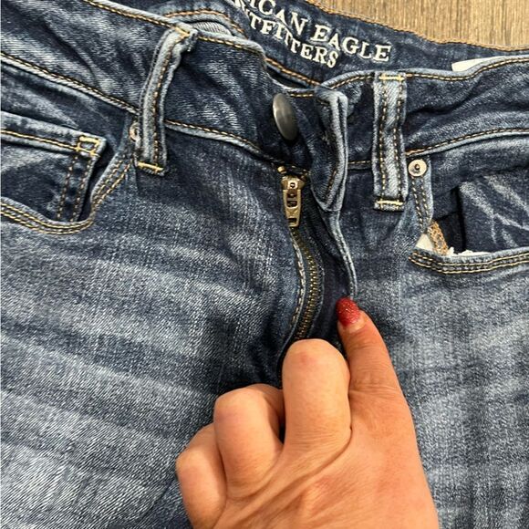 American Eagle Outfitters Super Super Stretch Jeans Raw Hem Medium Wash 6 Long - Picture 9 of 11